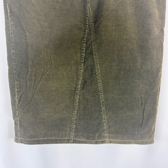 Jones Sport Skirt Size 10 Olive Green Stretch
Corduroy Casual Country Boho Twee - Picture 4 of 12